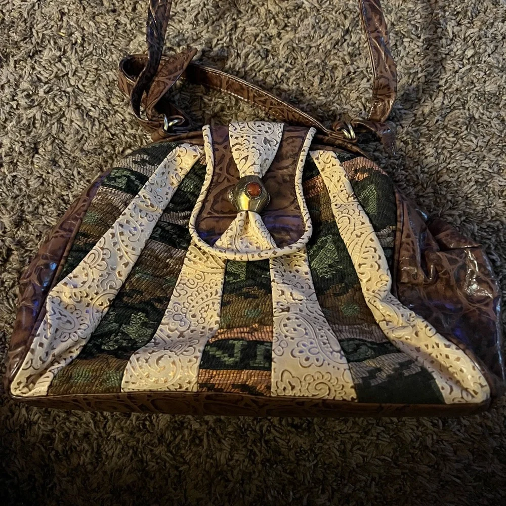 Brand New with tag Park Avenue Genuine Leather Purse - Picture 2 of 9